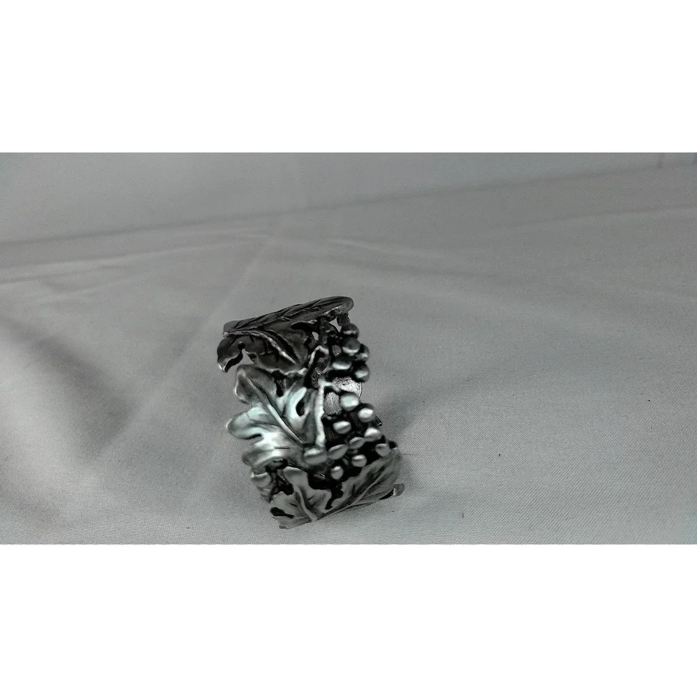 Longaberger Falling Leaves Pewter Napkin Rings Set of 4 In‎ Original Box (2001)